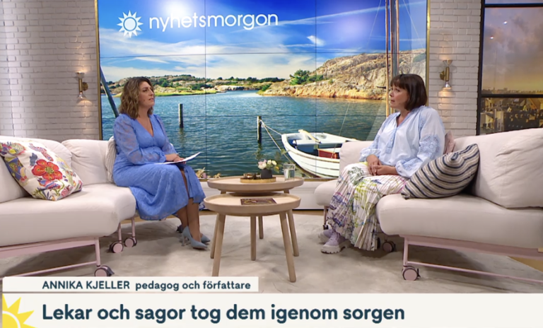 Annika Kjeller sitter i TV-soffan på Nyhetsmorgon med Sorya